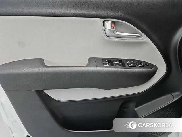 Kia The New Kia Ray EV 2023 Белый из Кореи, фото 4