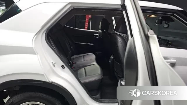 Hyundai Venue 2022 Белый из Кореи, фото 4