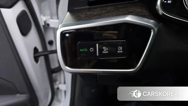 Audi A7 (4K) 2020 Белый из Кореи, фото 4