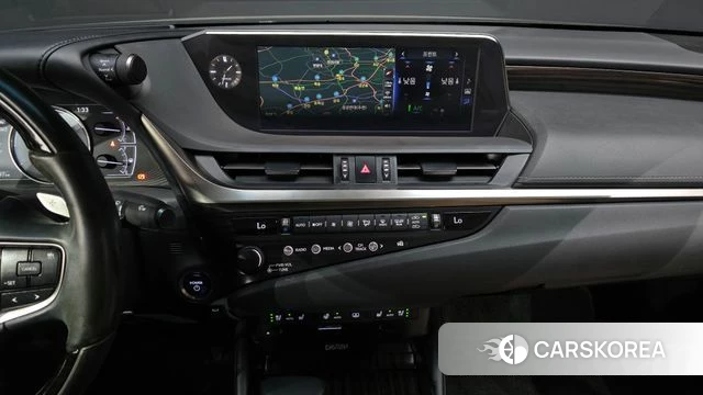 Lexus ES300h 7th generation 2019 Черный из Кореи, фото 4