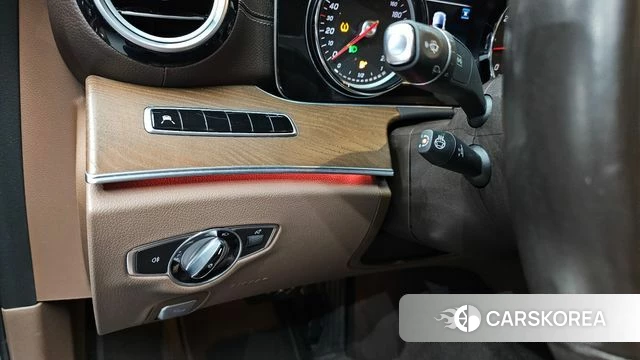 Mercedes-Benz E-Class W213 2019 Черный из Кореи, фото 4