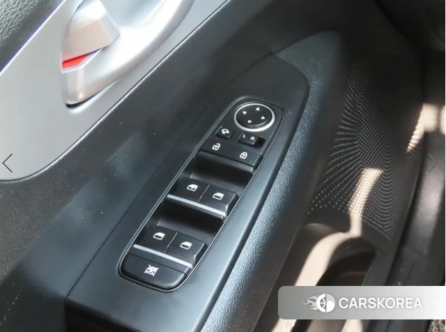 Kia The New K3 2nd generation 2023 Серый из Кореи, фото 4