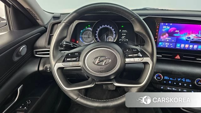 Hyundai Avante Hybrid (CN7) 2023 Белый из Кореи, фото 4