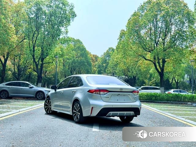 Toyota Lei Ling 2021 Серебристо-серый из Китая, фото 4