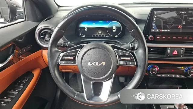 Kia The New K3 2nd generation 2021 Серый из Кореи, фото 4