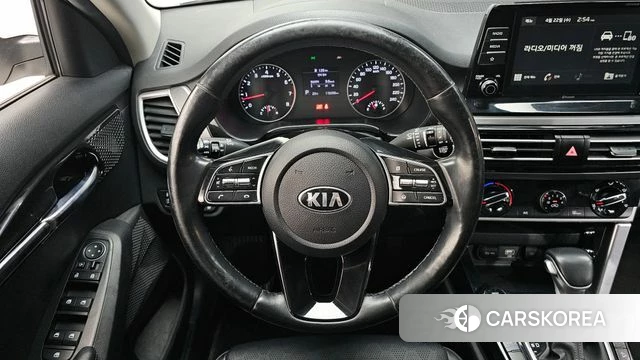 Kia Seltos 2019 Белый из Кореи, фото 4