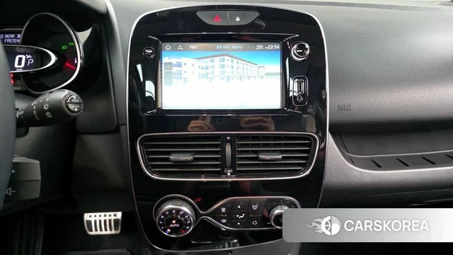 Renault Korea (Samsung) Clio 2019 Красный из Кореи, фото 4