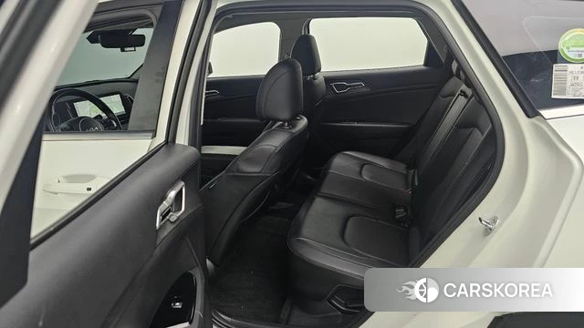 Kia Sportage 5th Generation Hybrid 2024 Белый из Кореи, фото 4