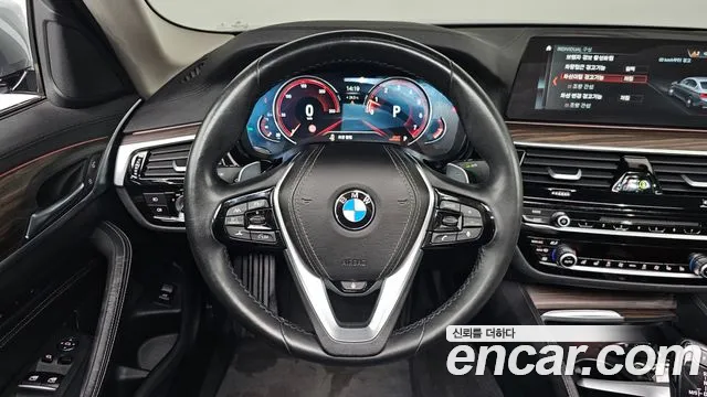 BMW 5 Series (G30) 2018 Серебристо-серый из Кореи, фото 4