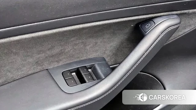 Tesla Model 3 2021 Белый из Кореи, фото 4