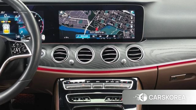 Mercedes-Benz E-Class W213 2021 Белый из Кореи, фото 4