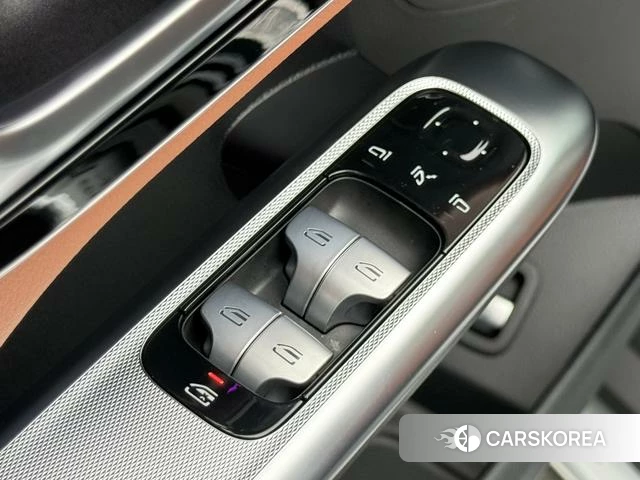 Mercedes-Benz GLC 2024 Зеленый из Китая, фото 4