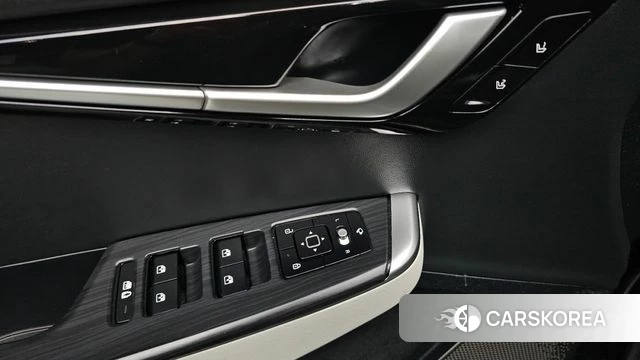 Kia EV6 2023 Черный из Кореи, фото 4