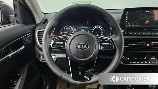 Kia Seltos 2021 Серый из Кореи, фото 4