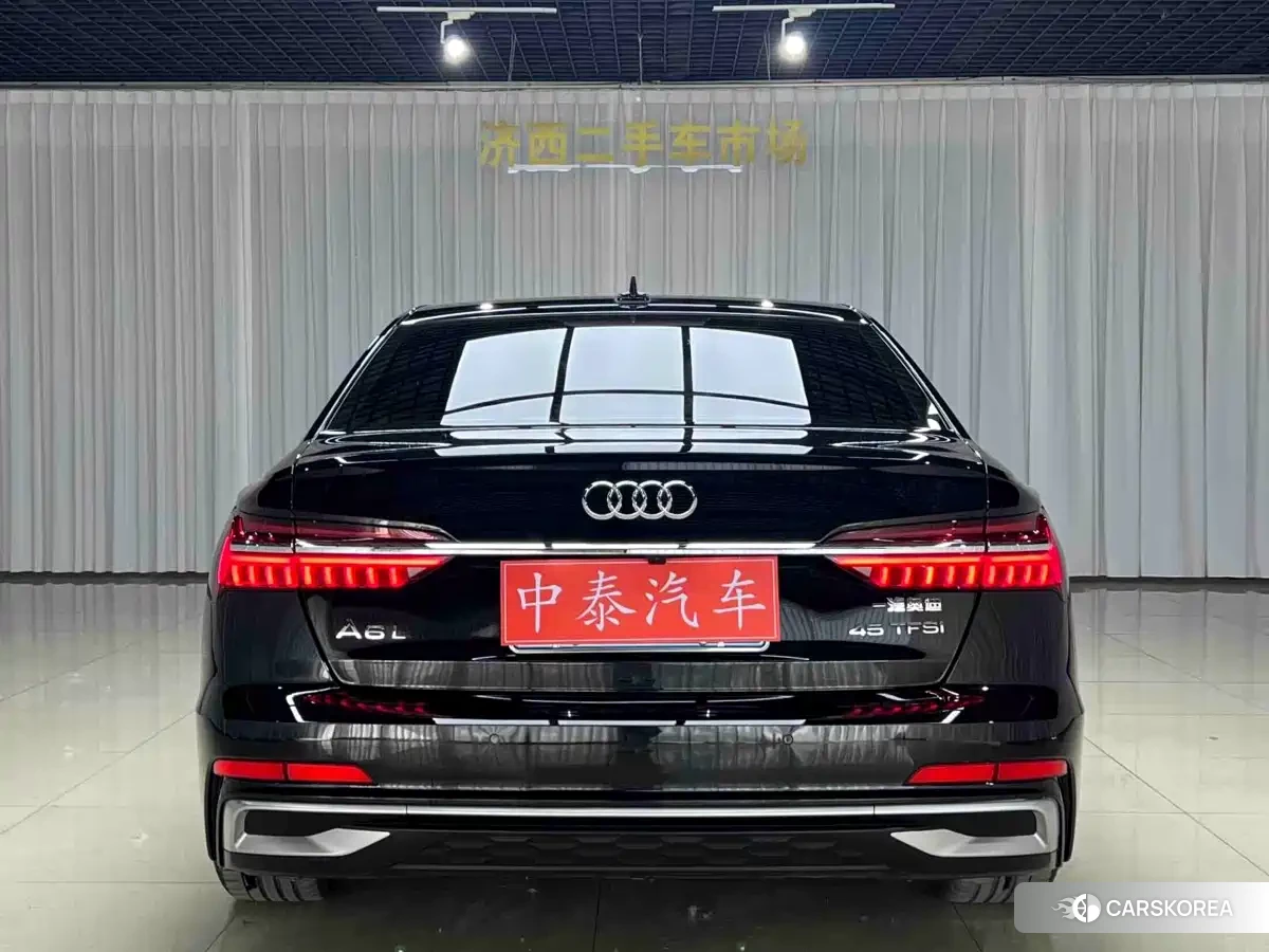 Audi A6L 2023 Черный из Китая, фото 4