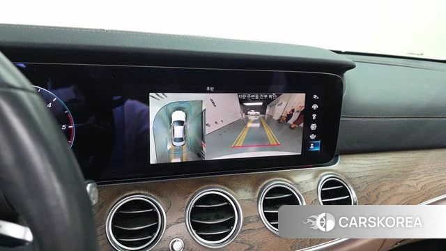 Mercedes-Benz E-Class W213 2021 Белый из Кореи, фото 4