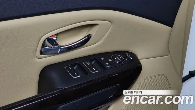 Kia The New Carnival 2018 Белый из Кореи, фото 4