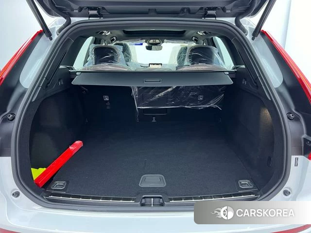 Volvo XC60 2026 Белый из Китая, фото 4