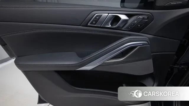 BMW X6 (G06) 2023 Черный из Кореи, фото 4