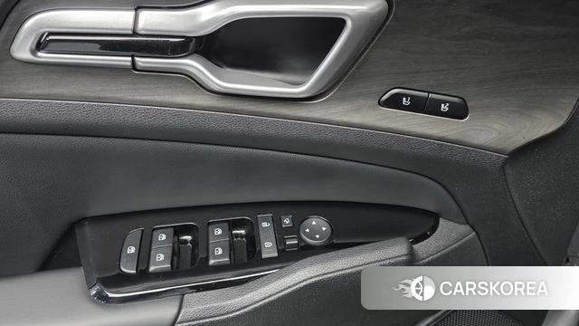 Kia Sportage 5th Generation 2022 Серебряный из Кореи, фото 4