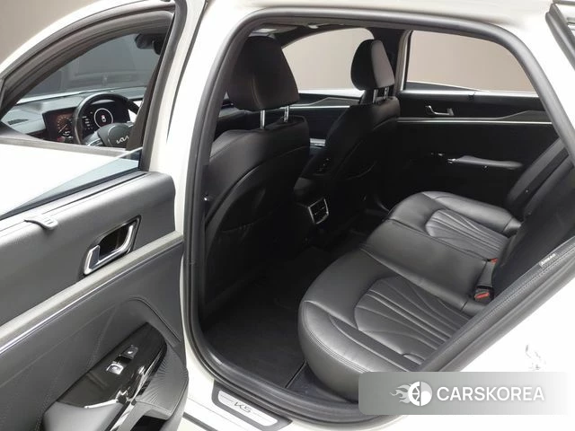 Kia The New K5 Hybrid 3rd generation 2023 Белый из Кореи, фото 4