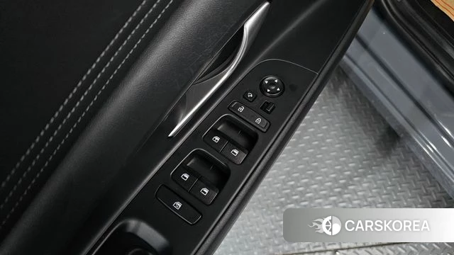 Hyundai Avante (CN7) 2021 Светло-серебряный цвет из Кореи, фото 4