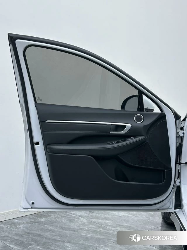 Hyundai Sonata 2024 Белый из Китая, фото 4