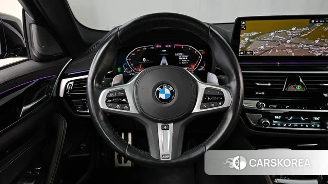 BMW 5 Series (G30) 2022 Черный из Кореи, фото 4