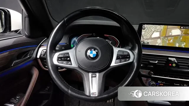 BMW 5 Series (G30) 2020 Белый из Кореи, фото 4