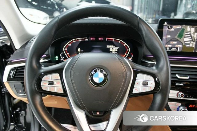 BMW 5 Series (G30) 2021 Черный из Кореи, фото 4