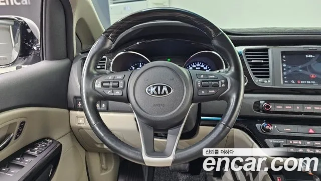 Kia The New Carnival id 2917628 из Кореи 4