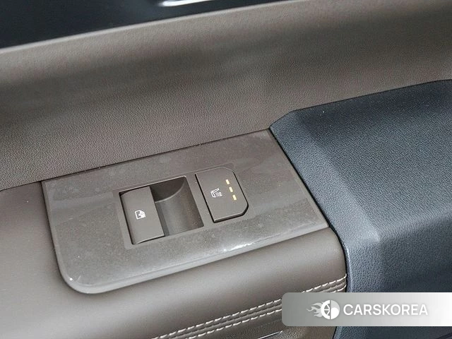 Kia Tasman 2025 Серебристо-серый из Кореи, фото 4