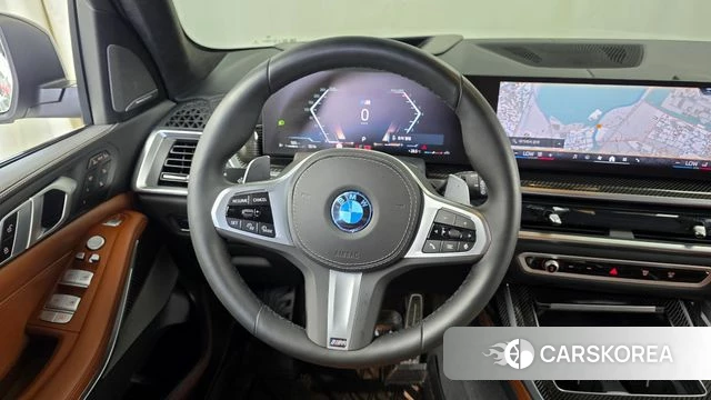 BMW X7 (G07) 2025 Белый из Кореи, фото 4