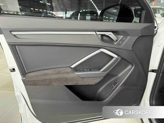 Audi Q3 Sportback 2022 Белый из Китая, фото 4