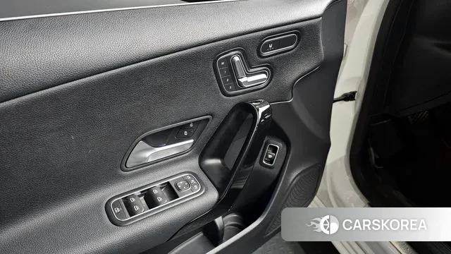 Mercedes-Benz A-Class W177 2020 Белый из Кореи, фото 4