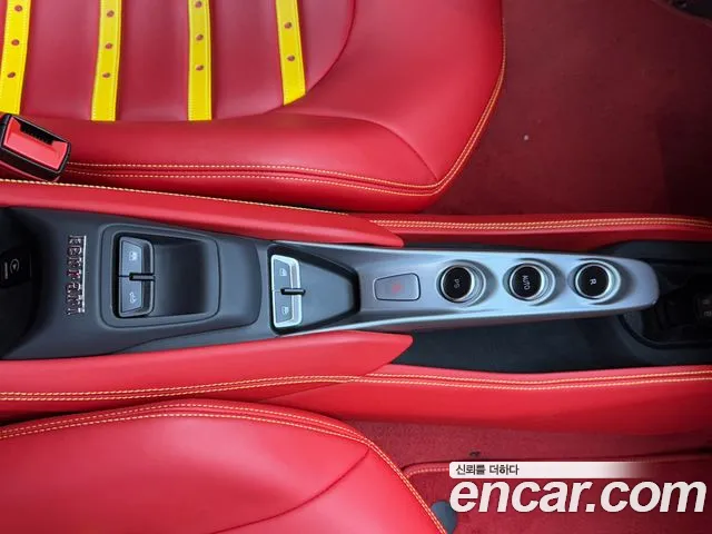 Ferrari F8 Spider 2021 Желтый из Кореи, фото 4