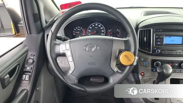 Hyundai The New Grand Starex 2019 Желтый из Кореи, фото 4