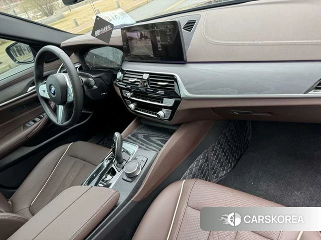 BMW 5 series 2023 Черный из Китая, фото 4