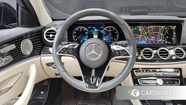 Mercedes-Benz E-Class W213 2023 Черный из Кореи, фото 4