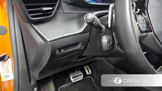 Peugeot 2008 Second generation 2021 Оранжевый из Кореи, фото 4