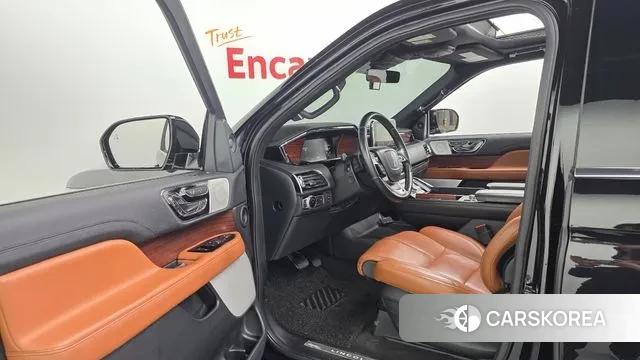 Lincoln Navigator 4th generation 2021 Черный из Кореи, фото 4