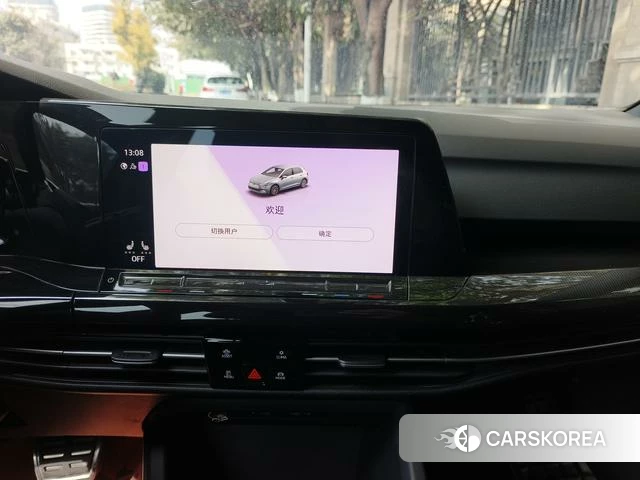 Volkswagen Golf 2023 Темно-серый из Китая, фото 4