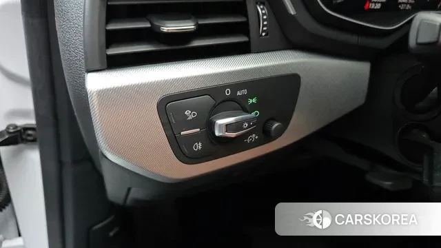 Audi A5 (F5) 2023 Белый из Кореи, фото 4