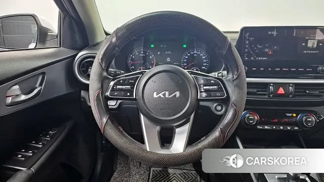 Kia The New K3 2nd generation 2022 Белый из Кореи, фото 4