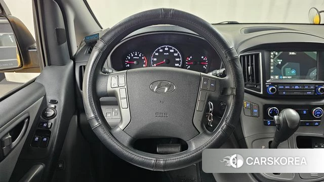 Hyundai The New Grand Starex 2018 Желтый из Кореи, фото 4