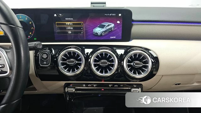 Mercedes-Benz A-Class W177 2022 Черный из Кореи, фото 4