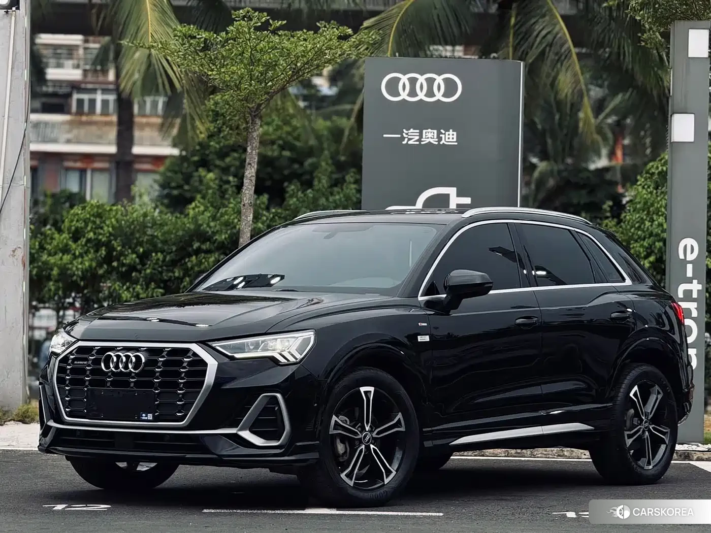 Audi Q3 2022 Черный из Китая, фото 4