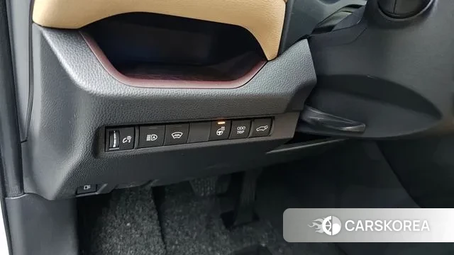 Toyota RAV4 5th Generation 2023 Белый из Кореи, фото 4