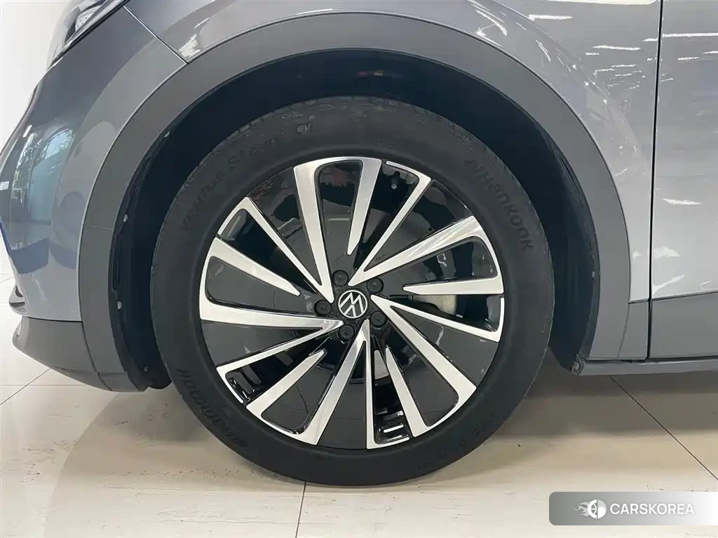 Volkswagen ID.4 X 2023 Silver/gray из Китая, фото 4