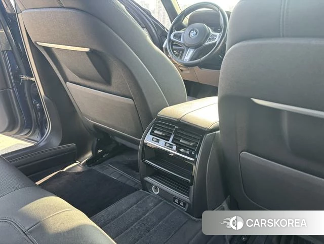 BMW 5 series 2021 Черный из Китая, фото 4